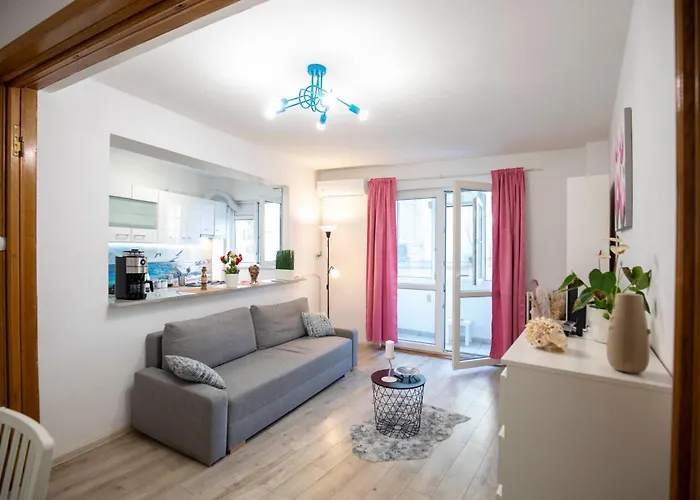 Victory Blue Sky At Old Town