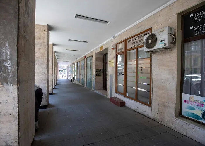 Victory Blue Sky At Old Town *