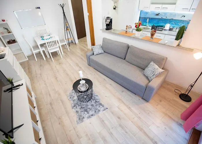 Victory Blue Sky At Old Town Apartment