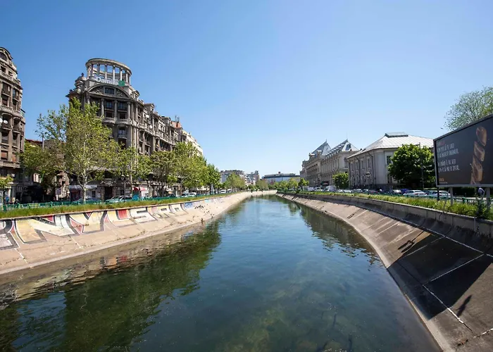 Victory Blue Sky At Old Town *