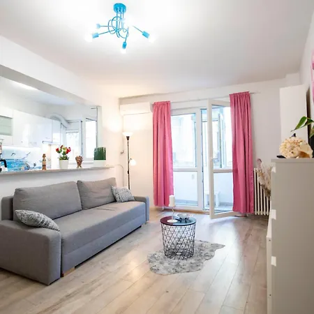 Victory Blue Sky At Old Town Appartement *